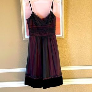 Laundry dress velvet trim red / black overlay